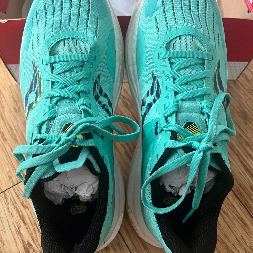 Saucony Tempus Women's Teal Athletic Shoes